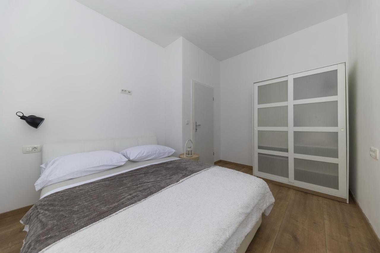Apartments 23 And 25 With Free Private Parking Ζαντάρ Εξωτερικό φωτογραφία