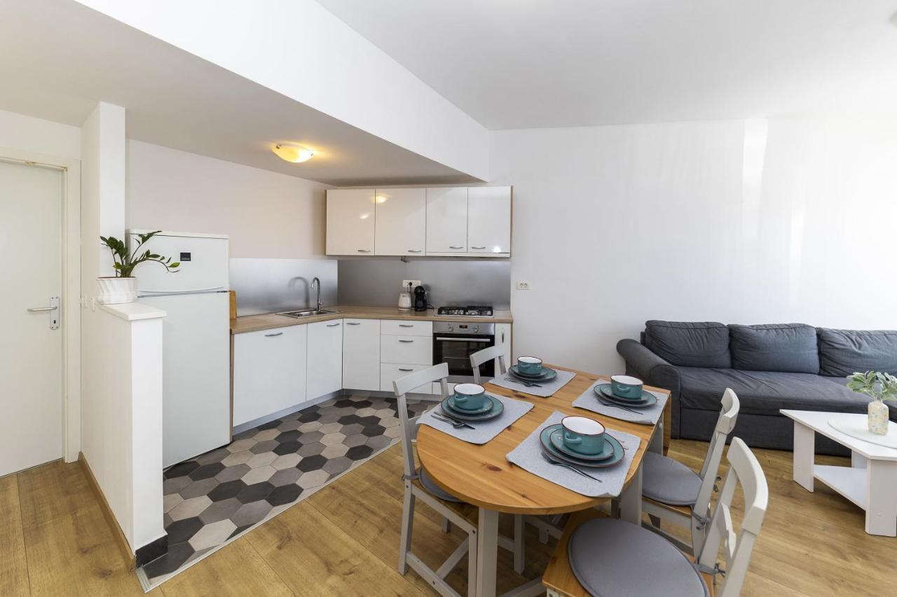 Apartments 23 And 25 With Free Private Parking Ζαντάρ Εξωτερικό φωτογραφία