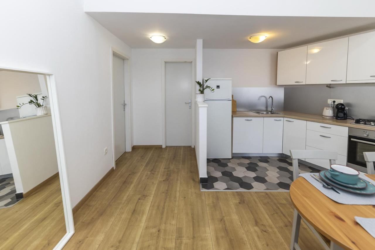 Apartments 23 And 25 With Free Private Parking Ζαντάρ Εξωτερικό φωτογραφία